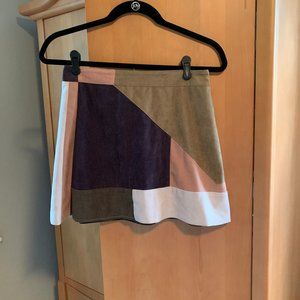 En Creme faux suede skirt (size s)